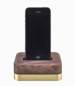 iPhone dock-Sample